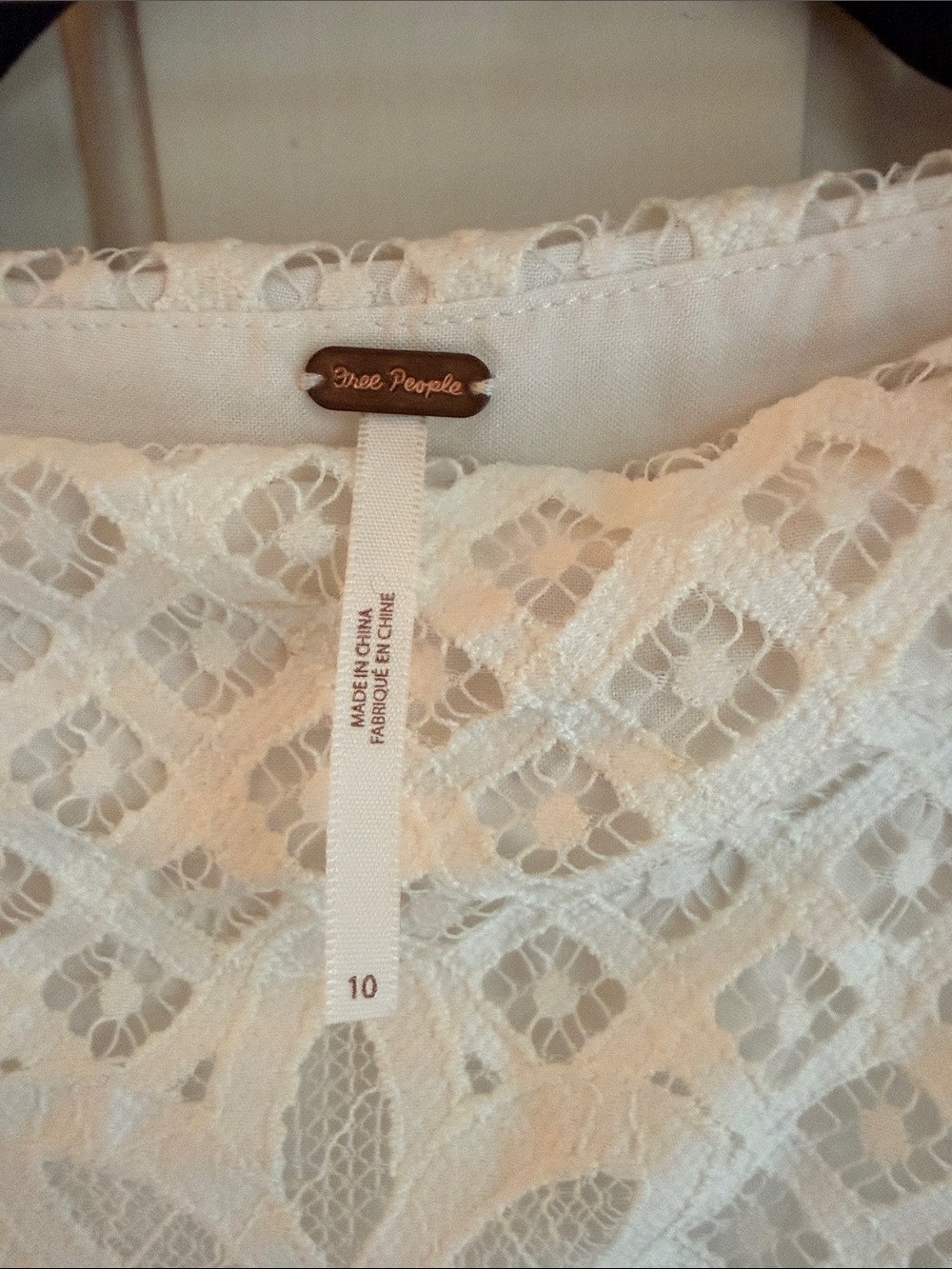 Free People White Crochet Lace Mini Skirt with Floral Motif - Picture 2 of 5